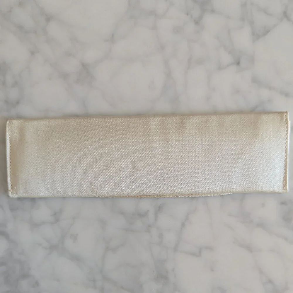 Dainty Vintage Embroidered Satin Clutch with accessories - Picture 10 of 16